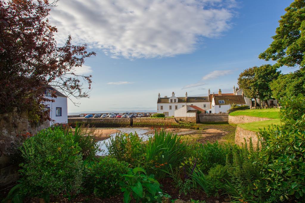 The Bank Hotel Anstruther Exterior photo